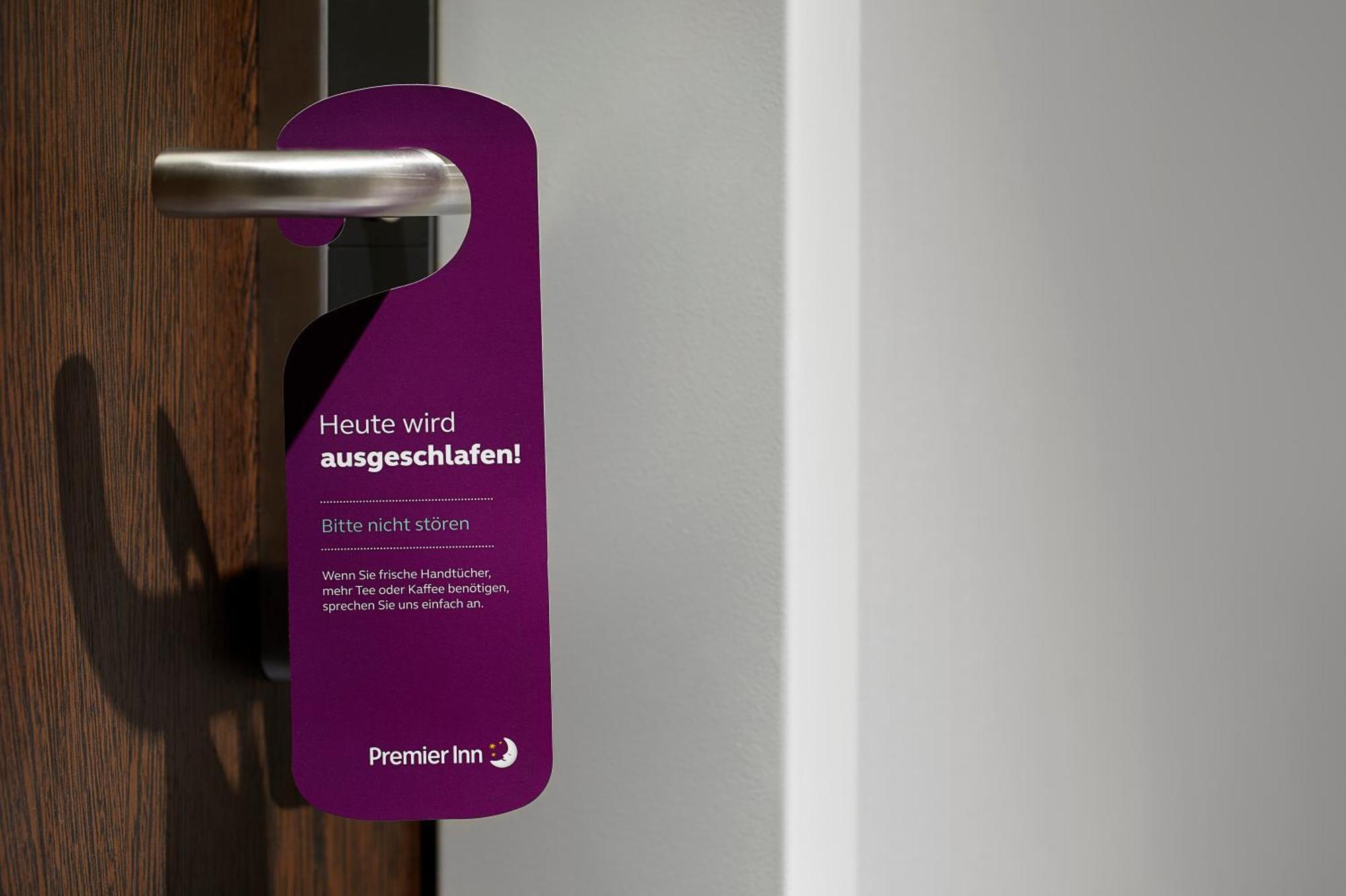 Premier Inn Berlin City Wilmersdorf Esterno foto