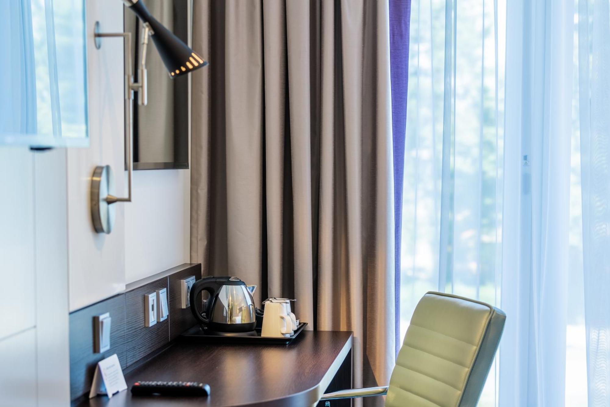 Premier Inn Berlin City Wilmersdorf Esterno foto