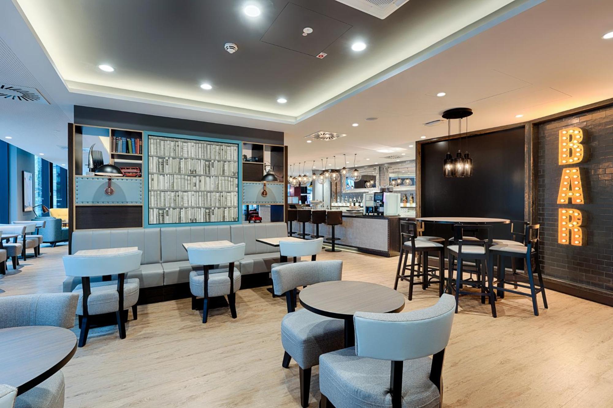Premier Inn Berlin City Wilmersdorf Esterno foto